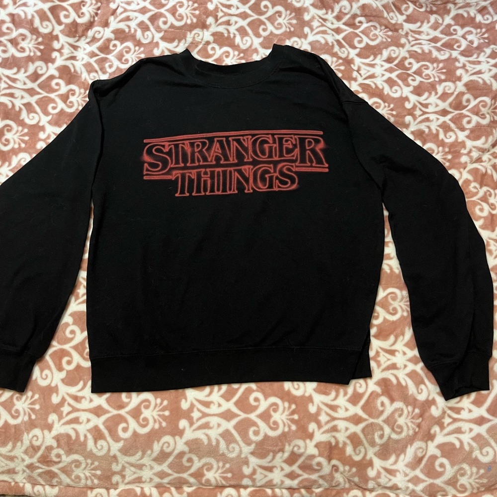 Netflix Stranger Things sweatshirt